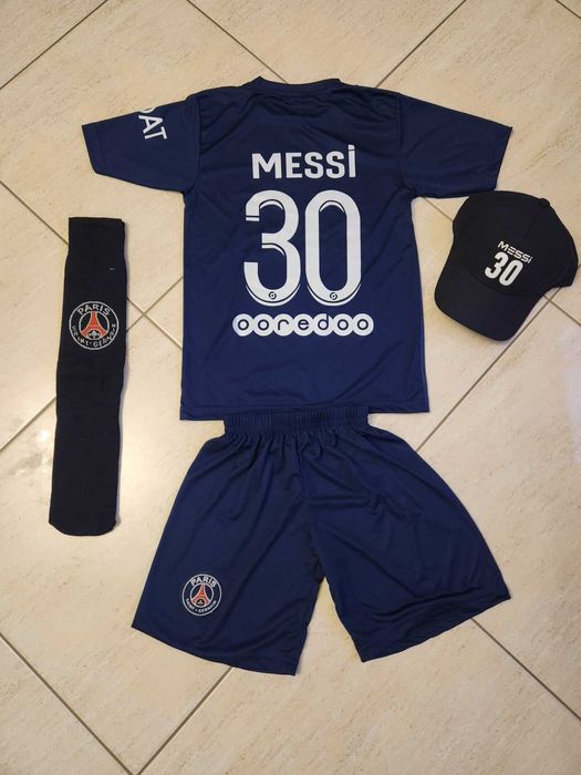 MBappe 7 PSG + Калци + Шапка 2023г Нов Детско Мбаппе ПСЖ Комплект New