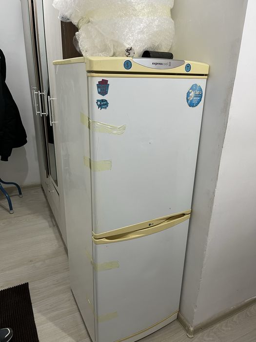 Холодильник на запчасть