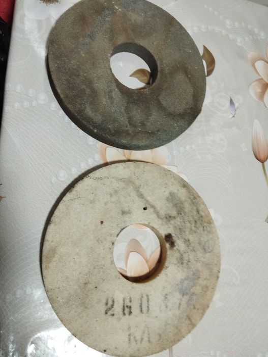 Продам Камни для станка