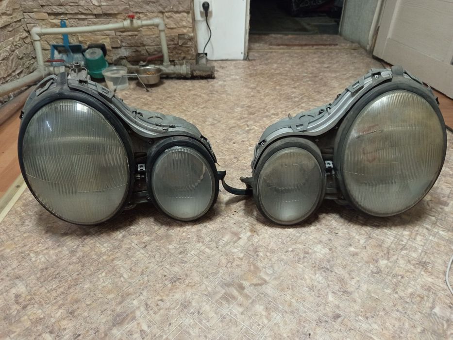 Продам фары W210 Мерседес