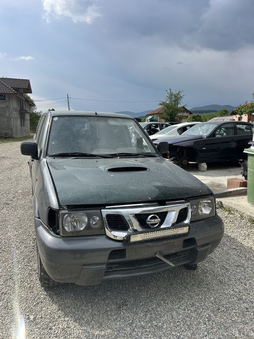Dezmembrez Nissan terano 2 2.7 diesel