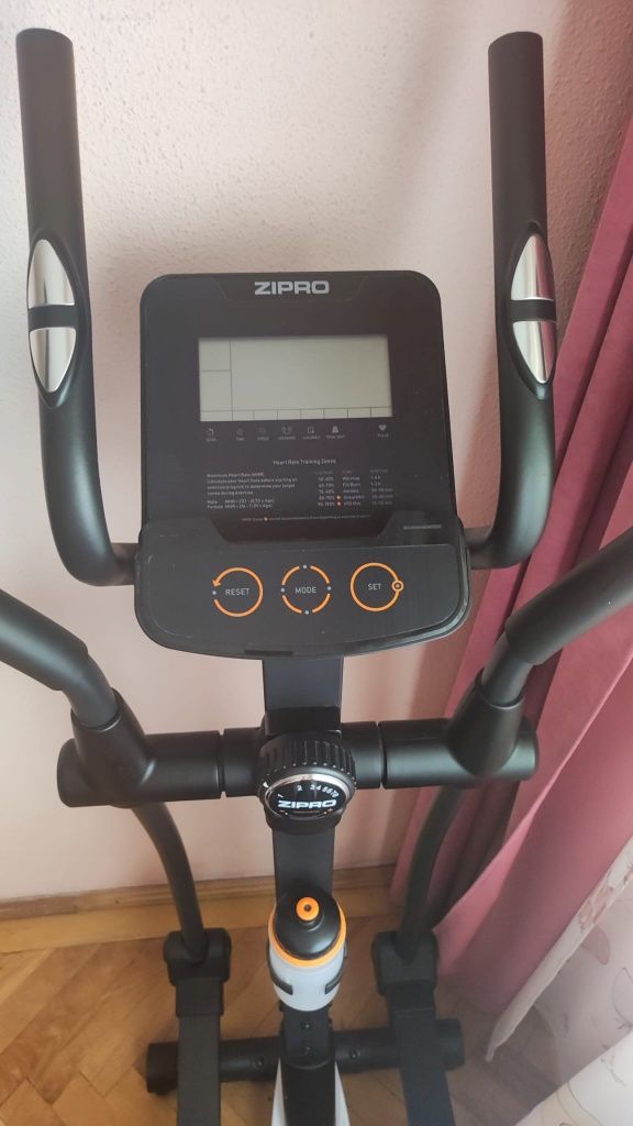 Vând Bicicletă fitness Zipro Hulk RS