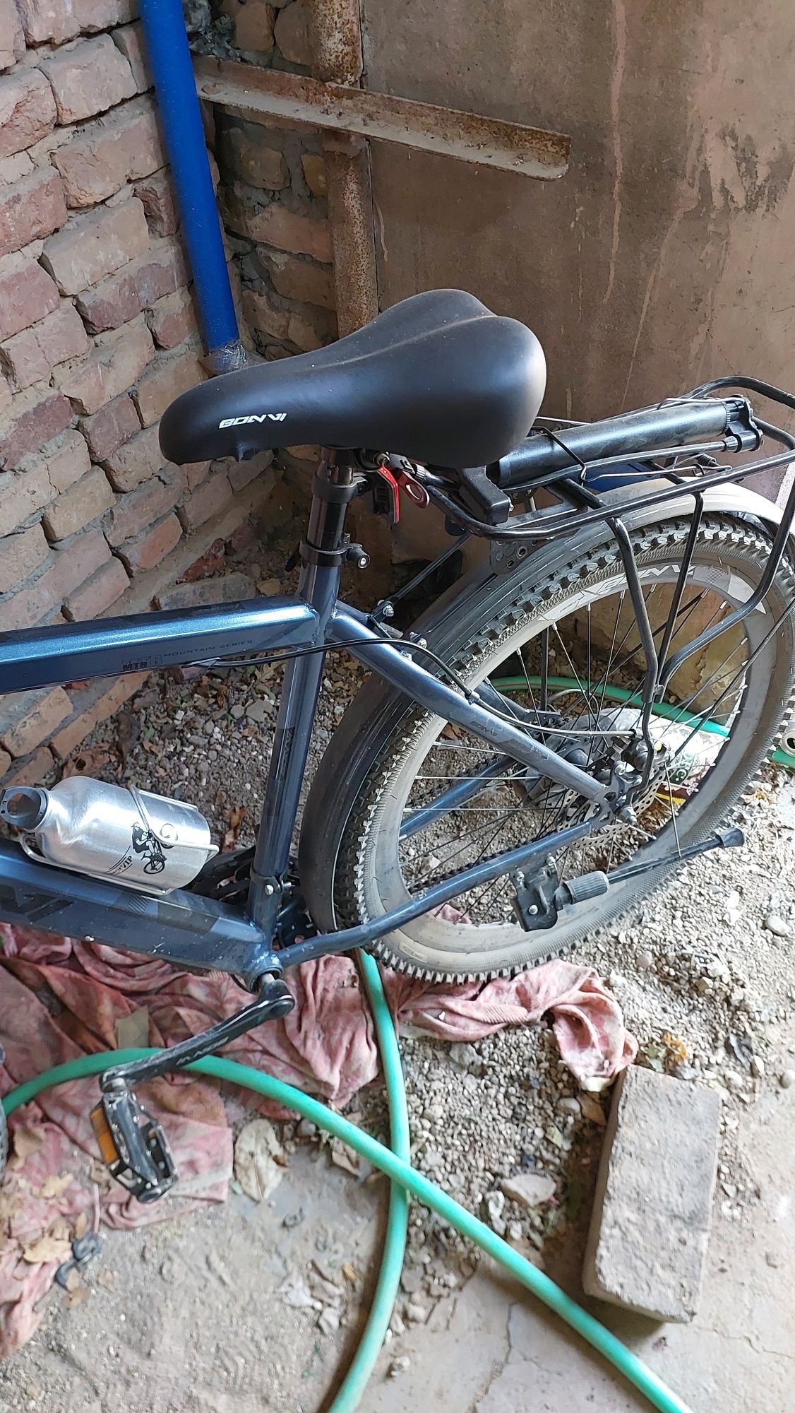 Velosiped BONVI sotiladi
