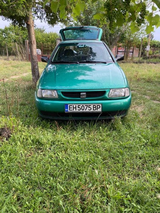 Seat Ibiza 1.6 газ бензин