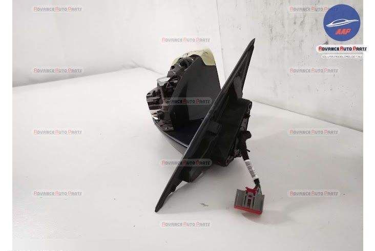 Дясно огледало / Dясно ogledalо оригинално Land Rover Range Rover Evoq