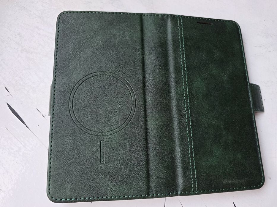 Кейс + калъф тефтер за iPhone 17 Pro