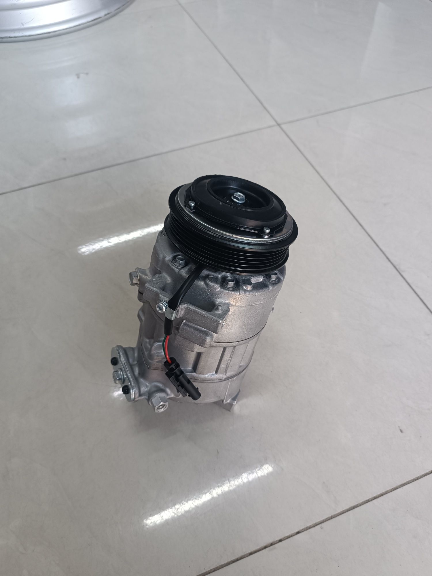 Malibu 2  2... 2.4  Turbo  канисанер компрессор