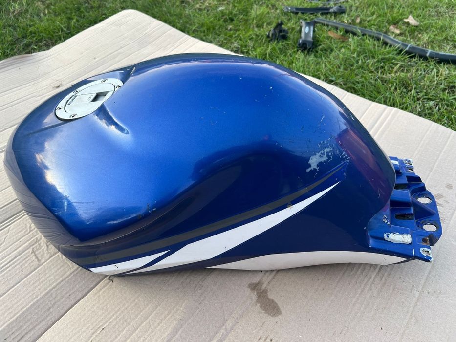 ‼️Rezervor plus carenă Yamaha Tzr 2009‼️