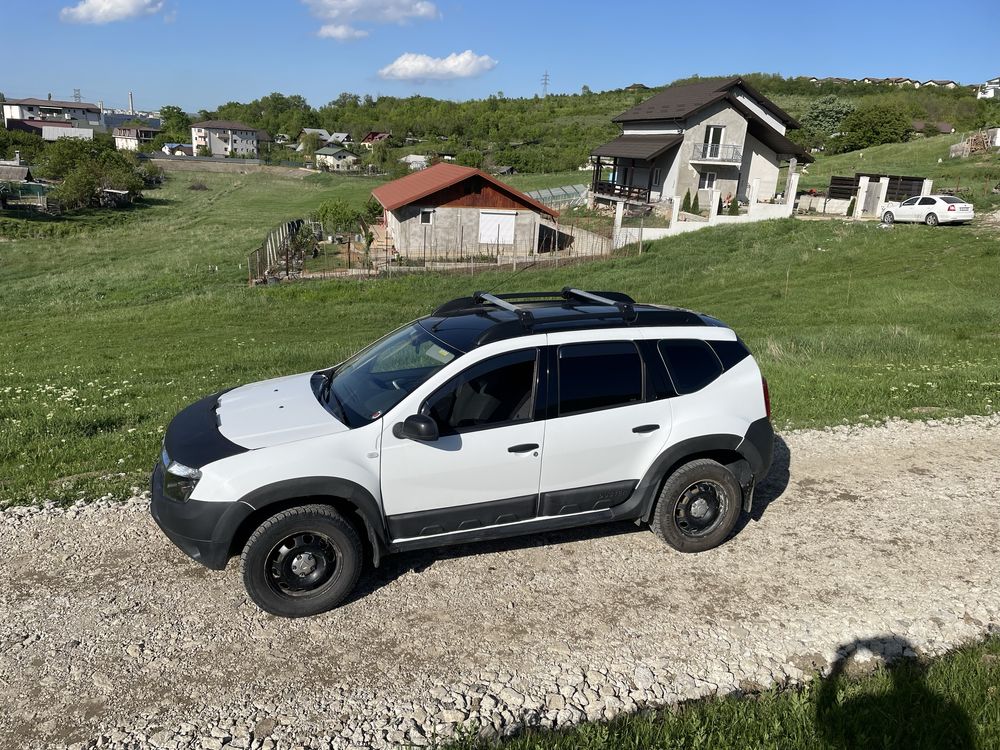 65.000 km Duster 4x4 motor 1.6L 16v Benzina + GPL