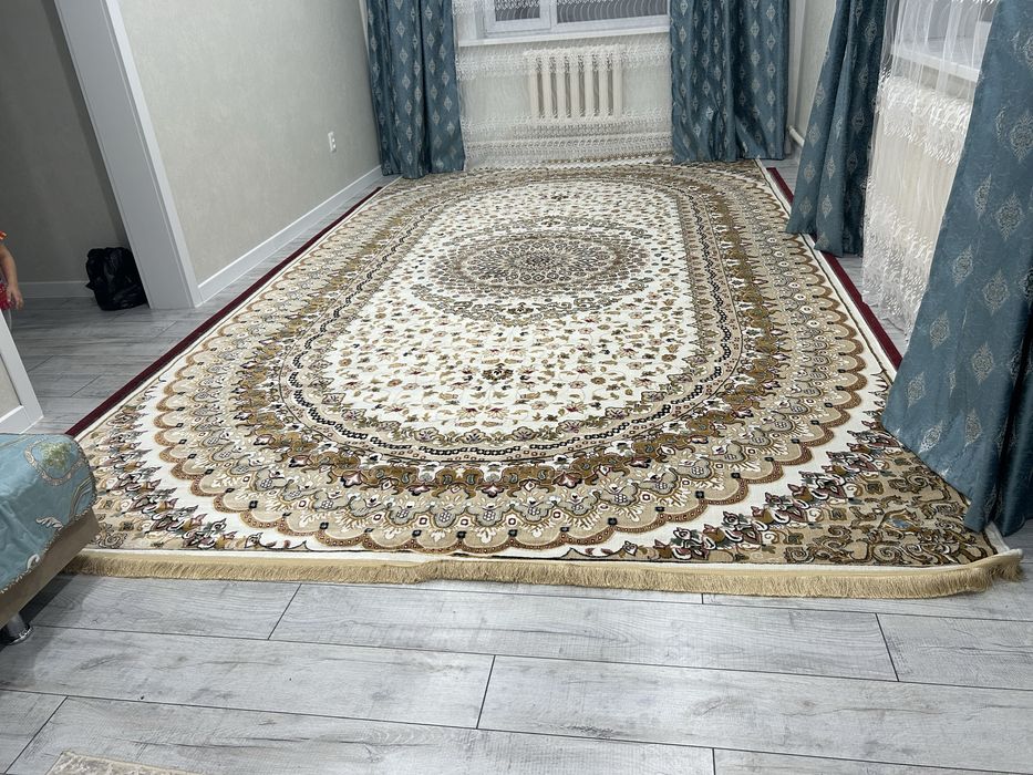 Продается ковер 3х5