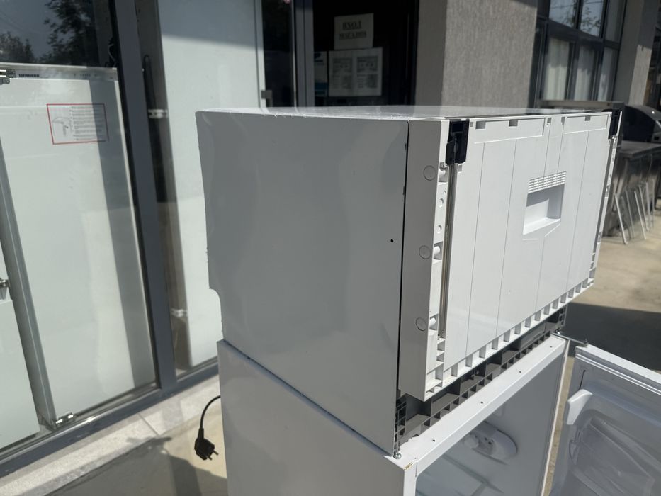 Мини - Малка съдомиялна кубче Електролукс за вграждане