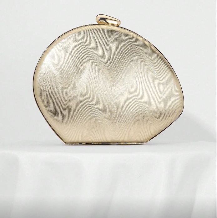 Дамска минималистична модна чанта