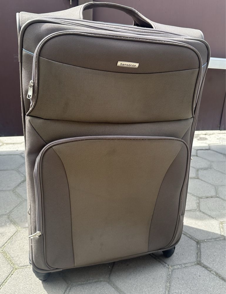 Продам чемодан Samsonite