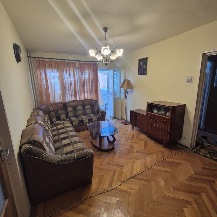 Inchiriez apartament 2 camere Ploiesti Vest