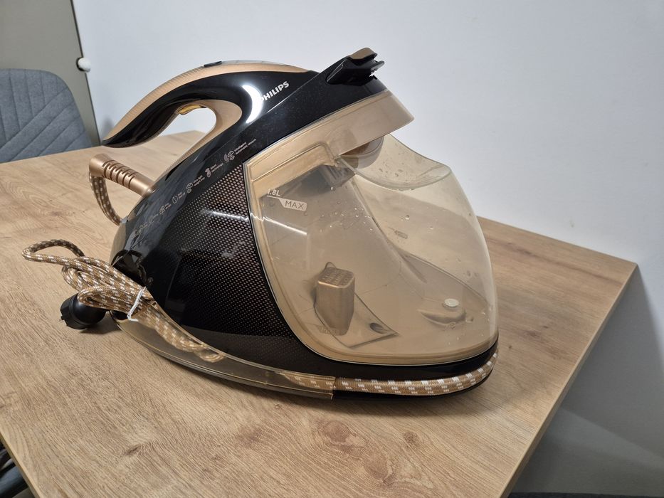 Stație de călcat Philips PerfectCare Elite Plus – cu garanție