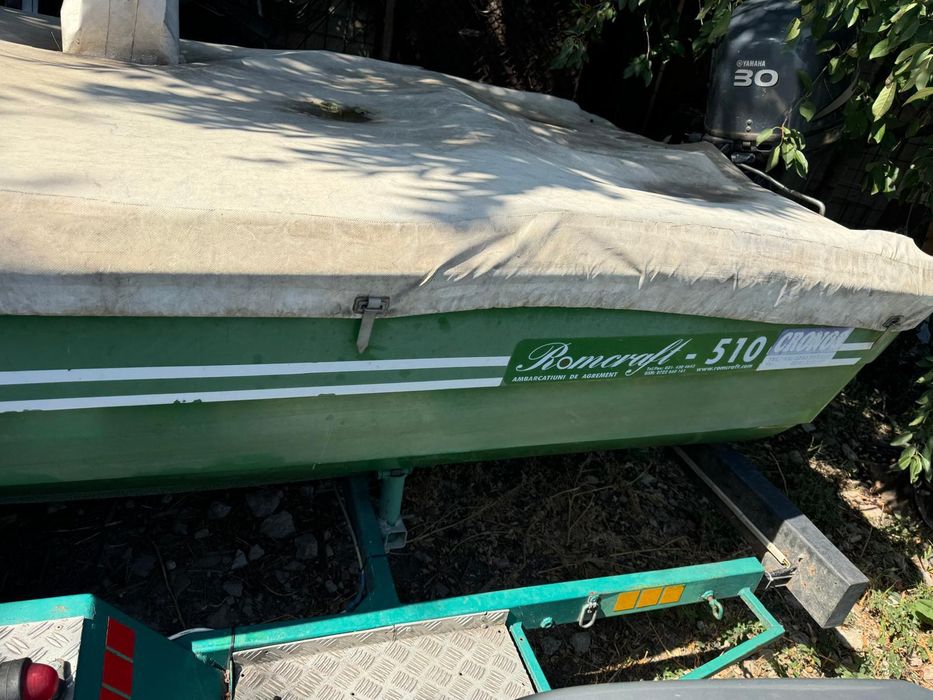 Barca Romcraft 510 motor Yamaha four stroke de 30 Cp