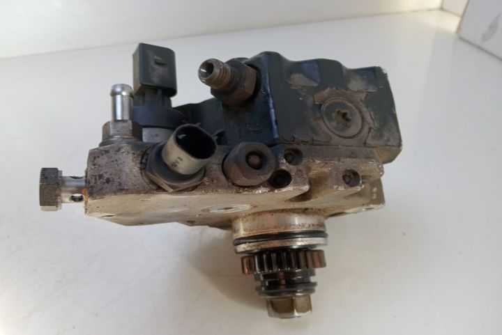 Pompa  inalta presiune 2.0 cdi A6400700701 Mercedes-Benz B-Class W245