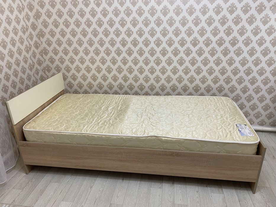 Продается кровать одинарный