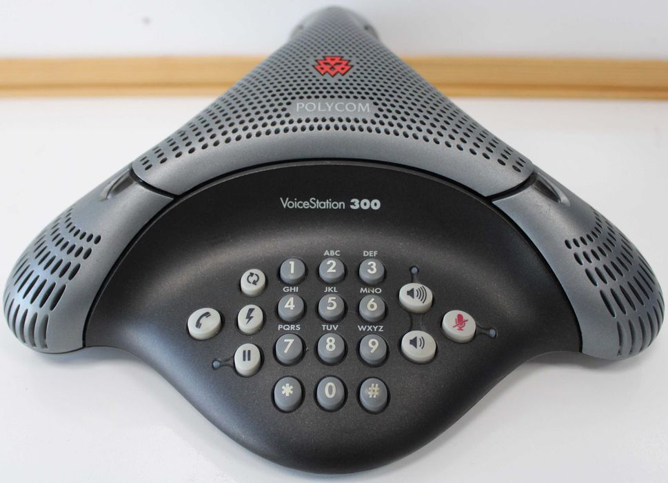 Телефон Polycom VoiceStation 300