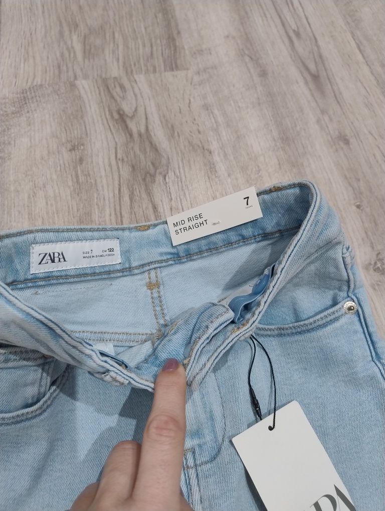 Blugi noi Zara masura 122 (6-7 ani)