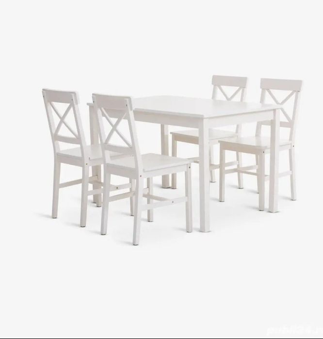 Vând masa alba de bucătărie