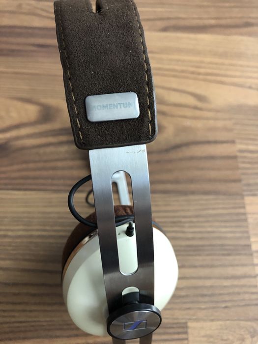 Sennheiser Momentum 2 cu fir