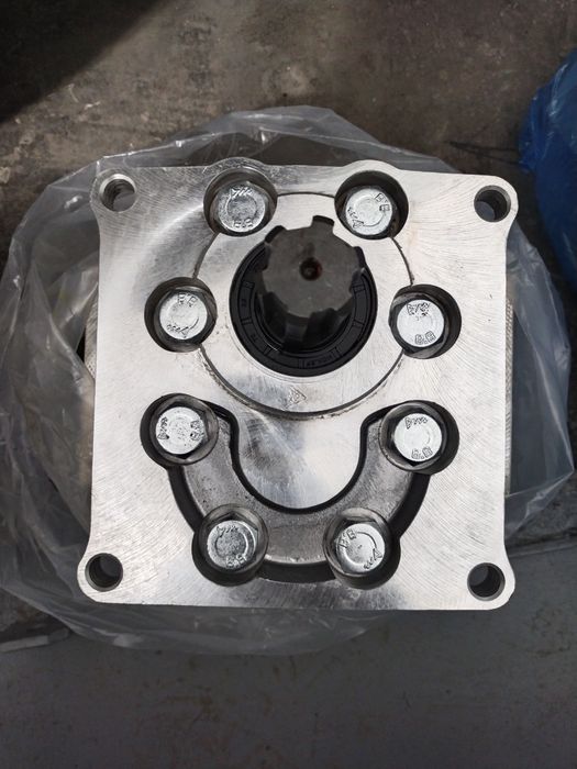 Продам насос НШ 100 L