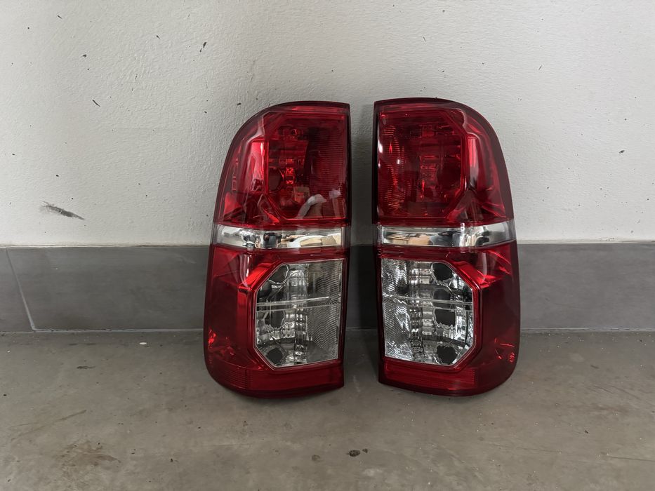 Stop stopuri toyota hilux 2006-2015