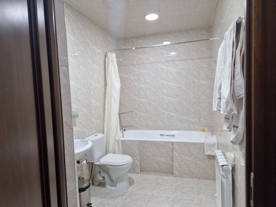 Продажа административного здания / гостинично-ресторанного комплекса