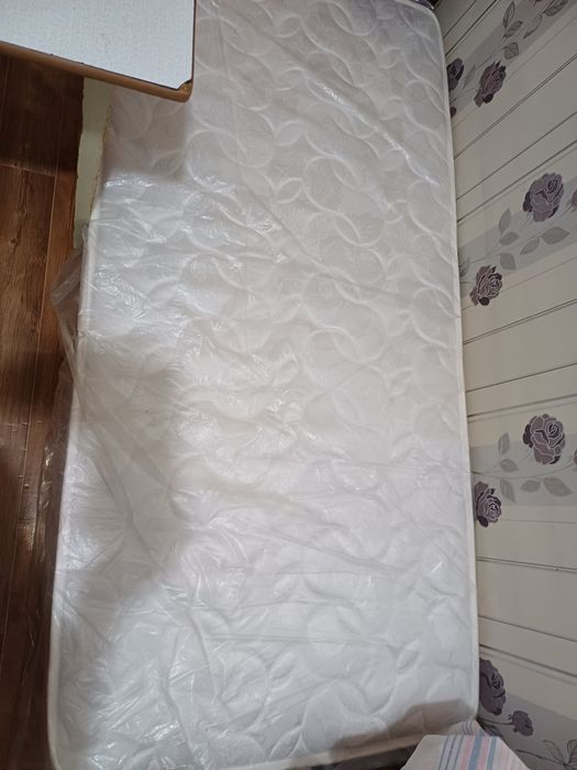 Новый матрас 90/200