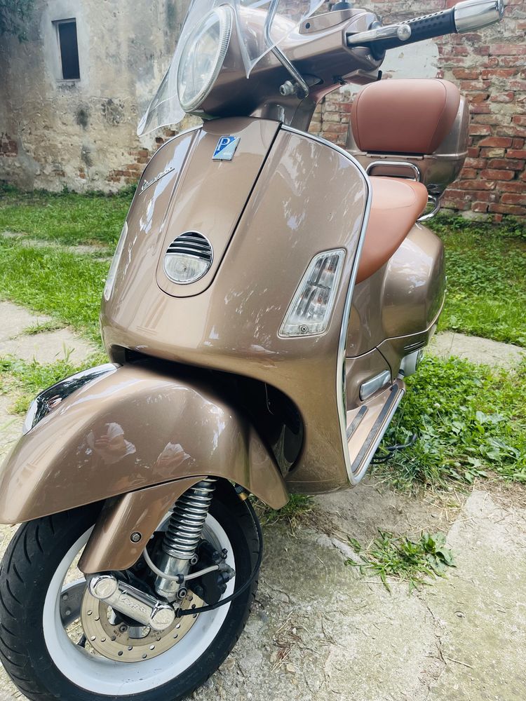 Scuter Vespa deosebit pentru evenimente