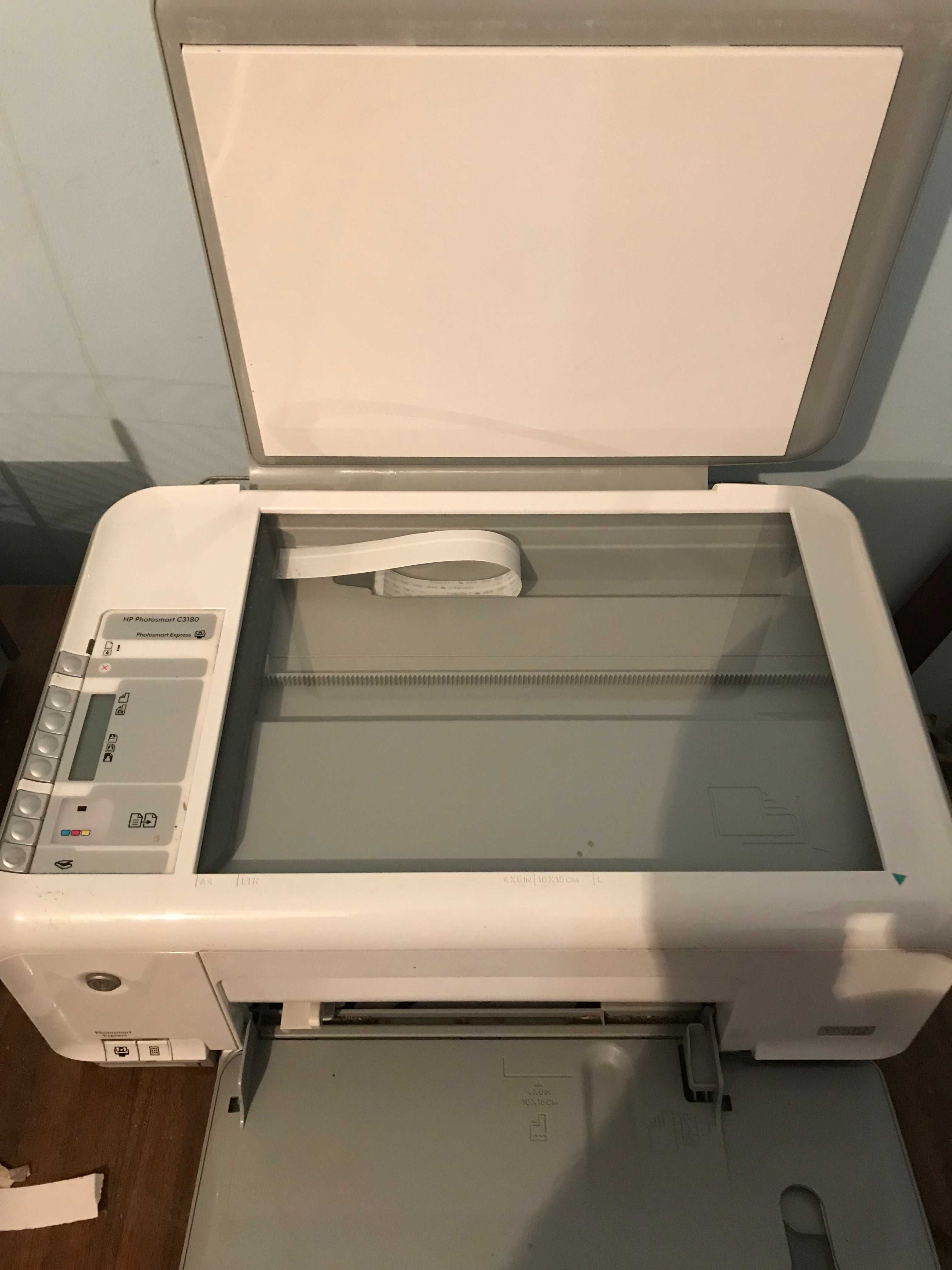 Новый цветной принтер, сканер, копир HP Photosmart C3180