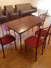 Продается комплект железный стол и 6 стульев(см фото)