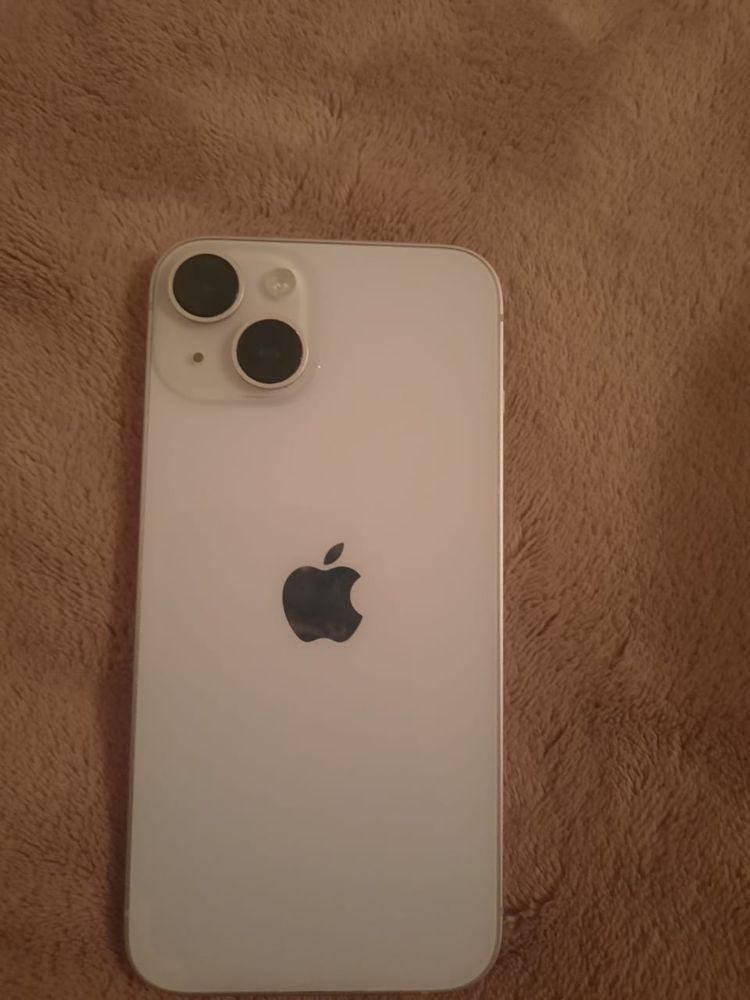 iPhone 14 нежно фиолетого цвета