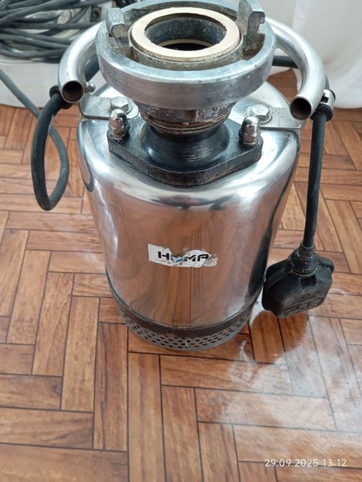 vând pompa de apa Homa
