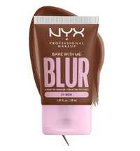 Fondul de ten NYX Professional Makeup Bare With