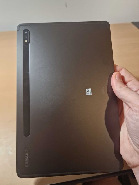 Таблет Samsung S8 11'' + калъф