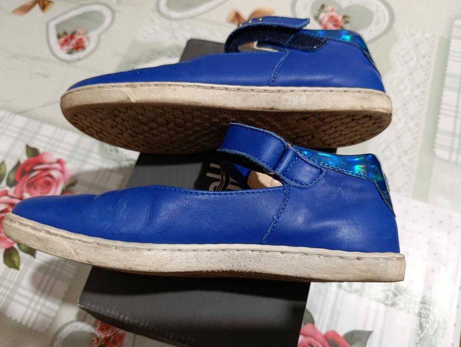от естествена кожа красиви и удобни сини обувки балеринки, р-р 33