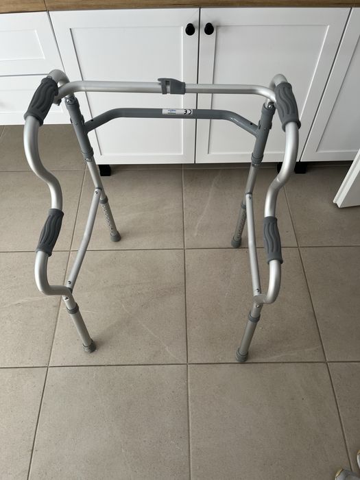 Проходилка за възрастни Деамбулаторий