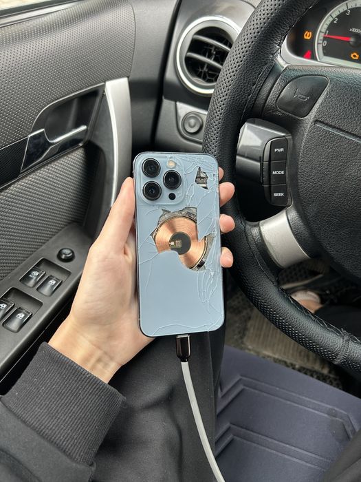 Продам Айфон 13Pro 256gb
