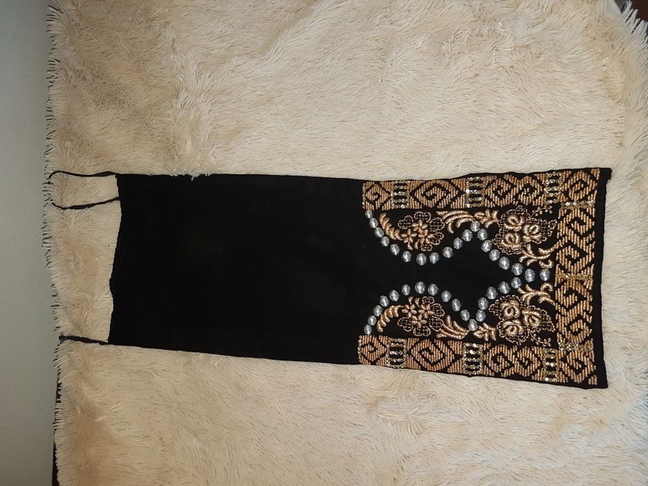 Vand costum port national