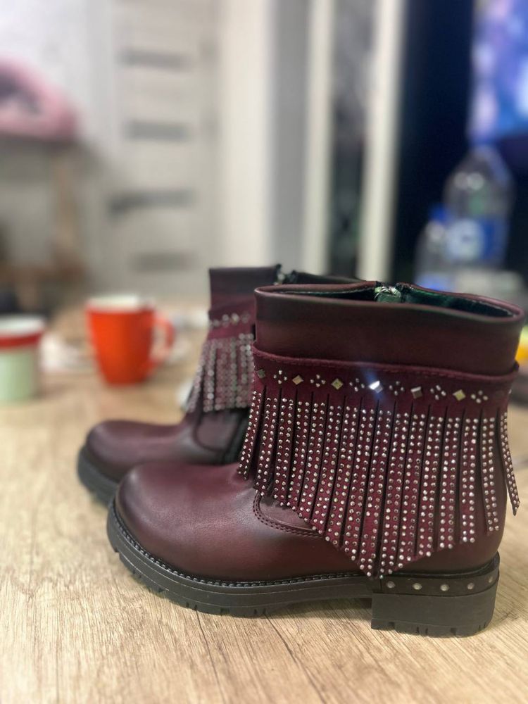 Женская обувь