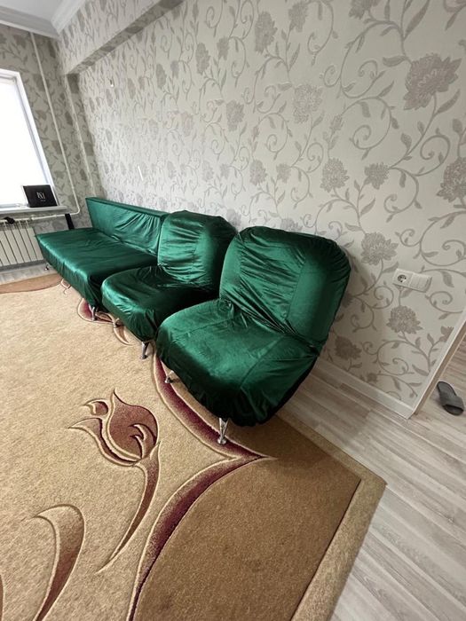 Диван и кресла б/у