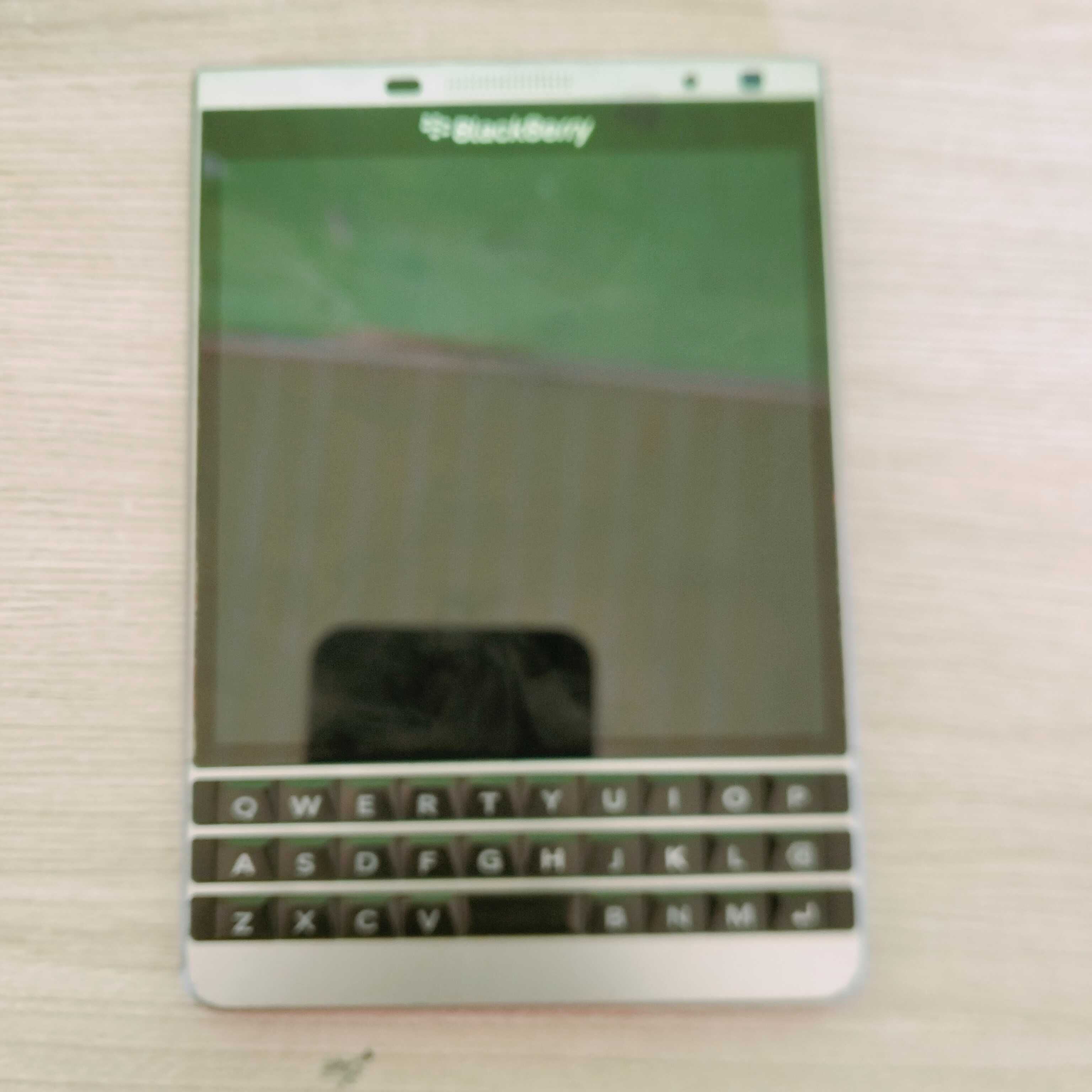 Blackberry passport