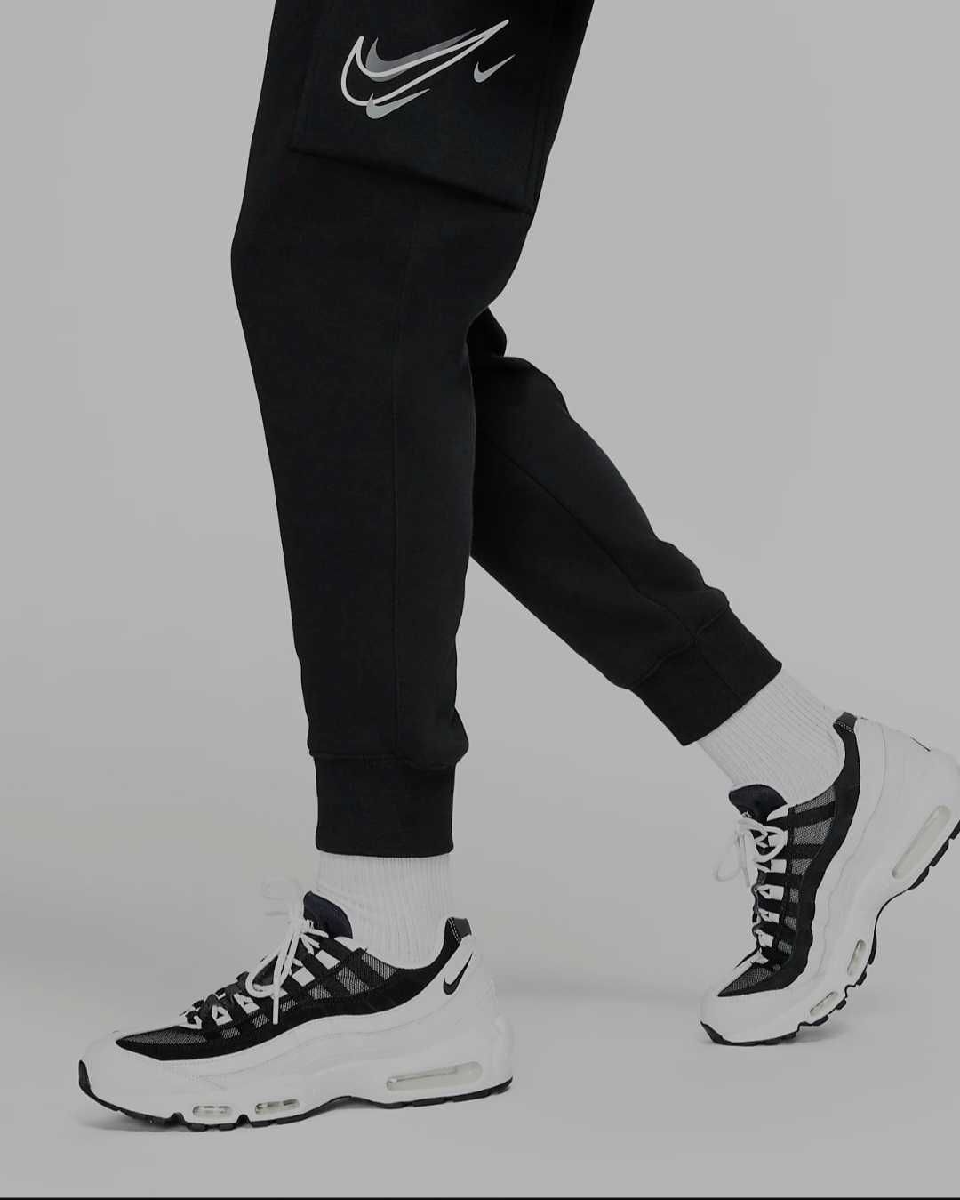 Детско долнище NIKE 147-158 см