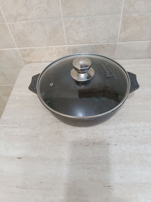 Продам жаровня марки мечта 26 см