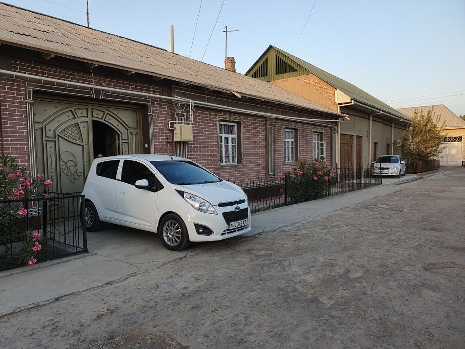 Октепа мфй Орзу бозор ёнида ховли