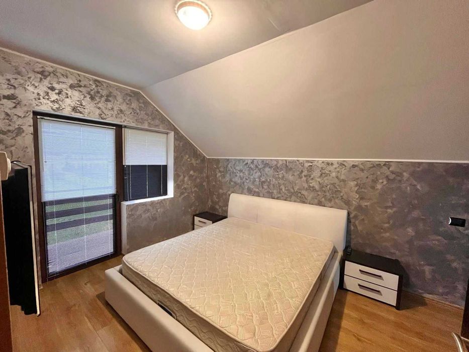 Casa individuala de vanzare in Sura Mica