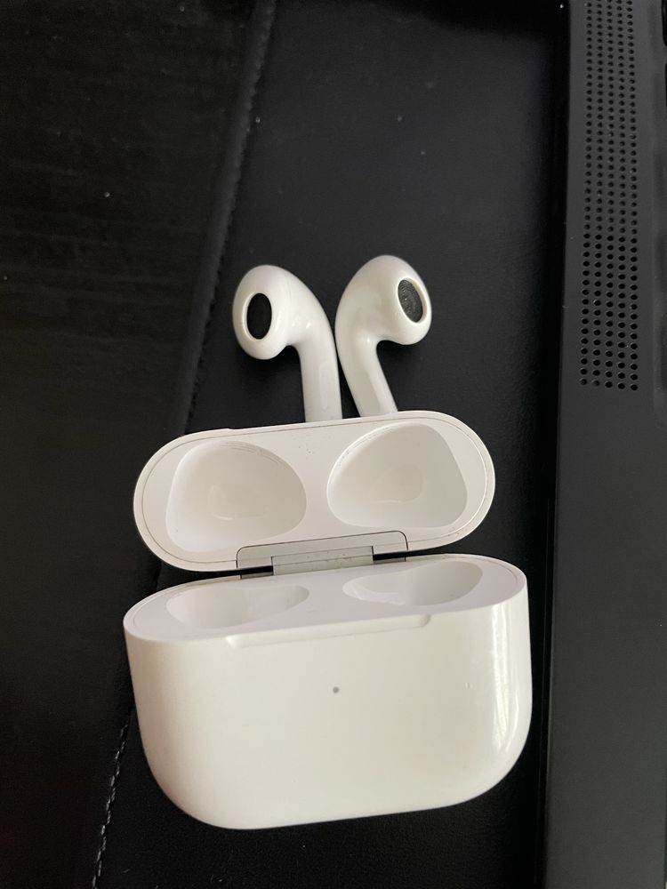 Airpods Gen 3 A2564