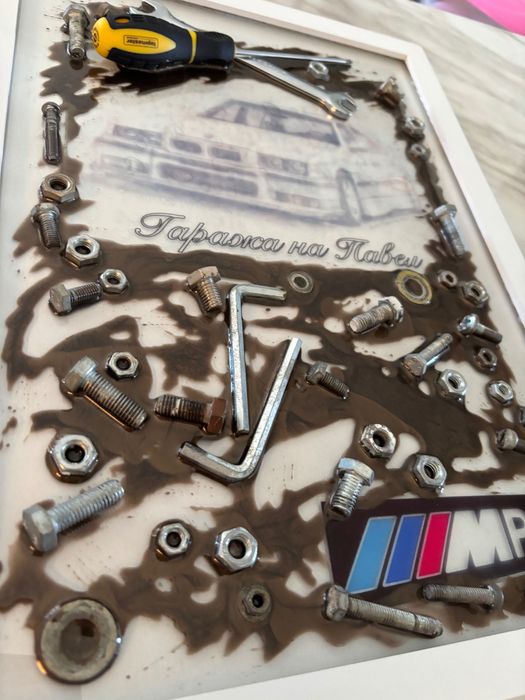 Ръчно изработени картини от еп. смола – индивидуален подарък с душа!